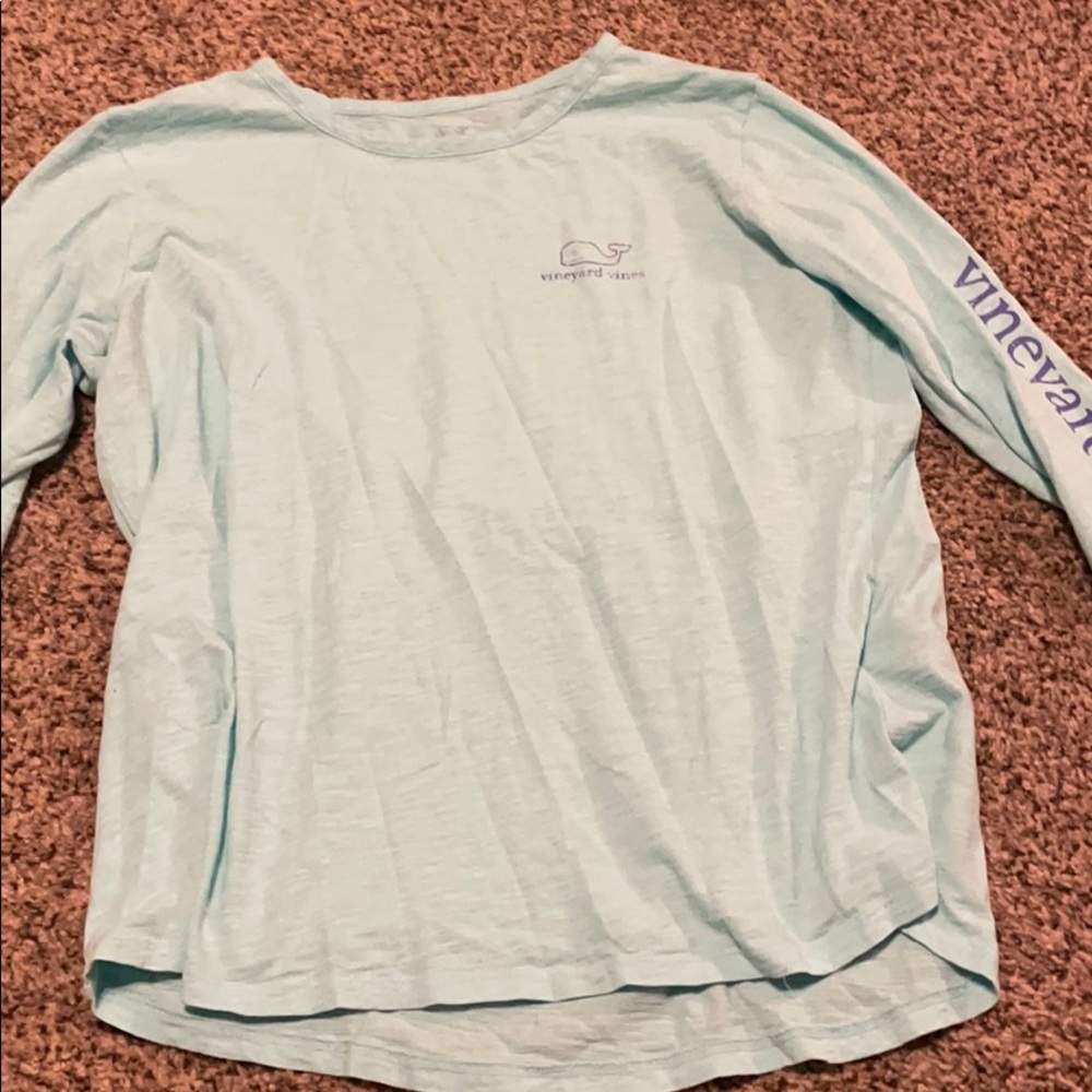 blue vineyard vines long sleeve shirt